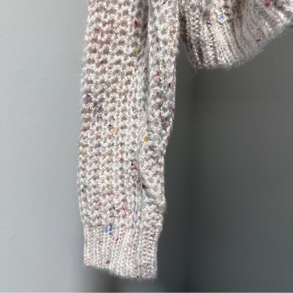 Moon & Madison Beige Speckled Cowl Neck Cropped Sweater Women's Size Medium NWT - Picture 6 of 15
